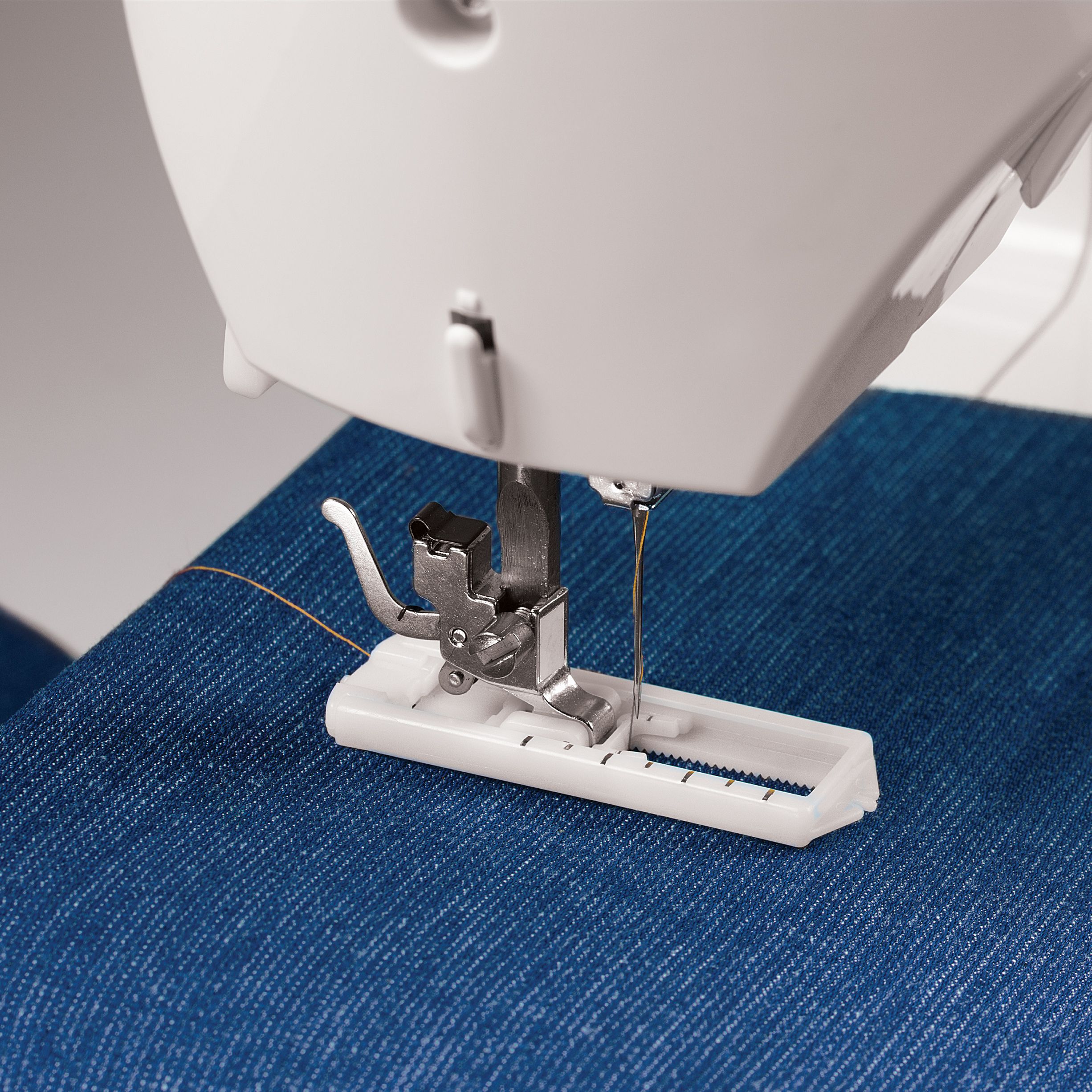 SINGER® Simple™ 2263 Sewing Machine with 97 Stitch Applications - image 5 of 13