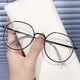 thumbnail image 1 of Las gafas poligonales con protección ocular contra la luz azul se pueden combinar con gafas versátiles de estilo miopía., 1 of 5