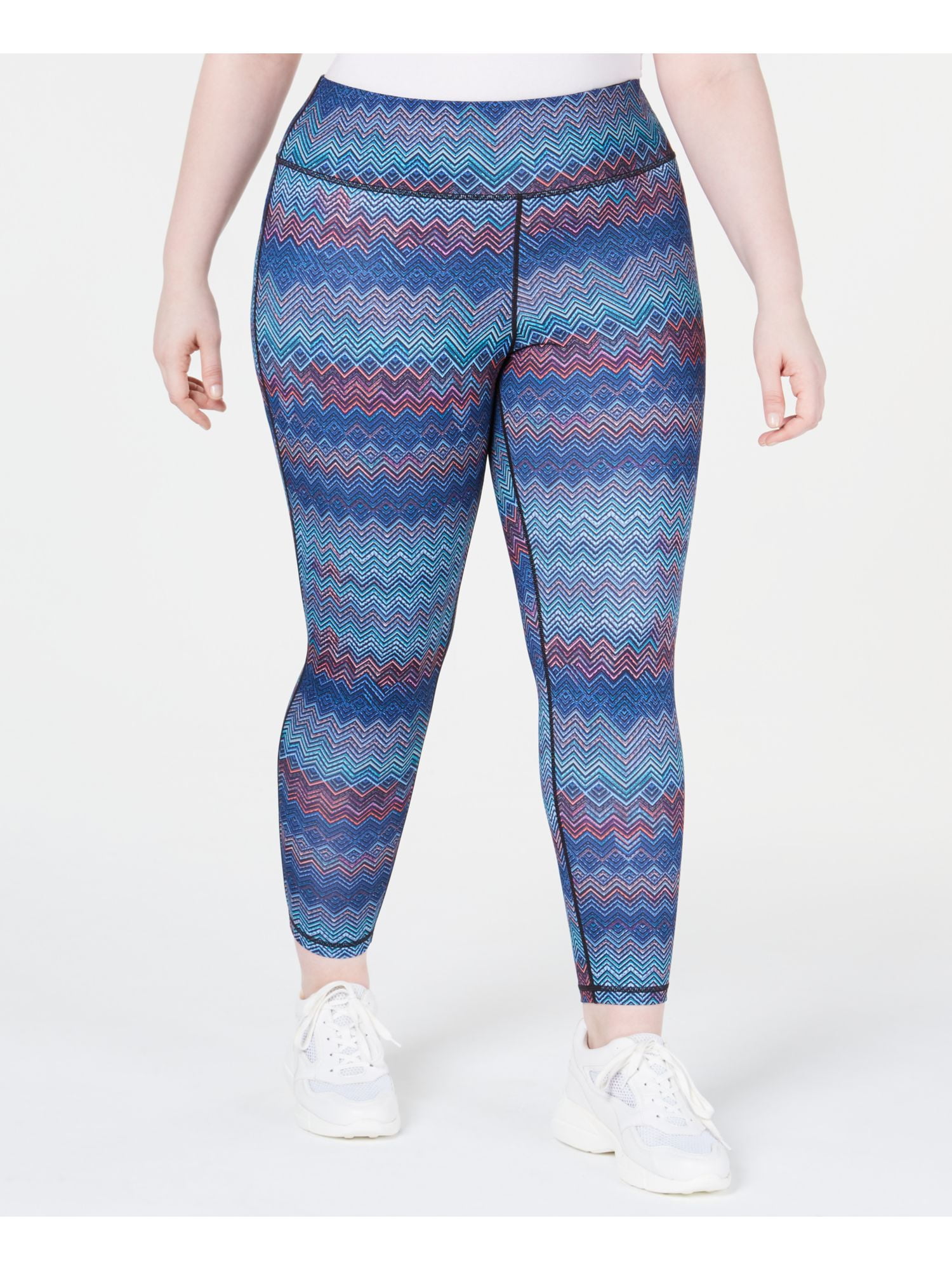 can you wear leggings at walmart