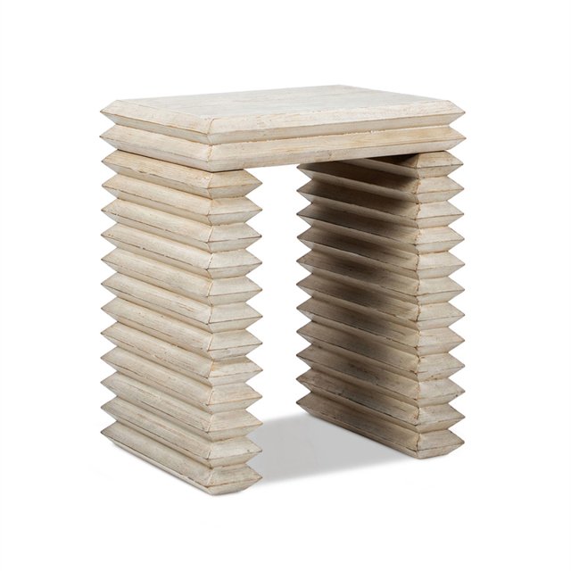 Veda Table d'Appoint Cascade Géométrique Empilée de 20 Pouces en Pin Récupéré Blanchi à la Chaux