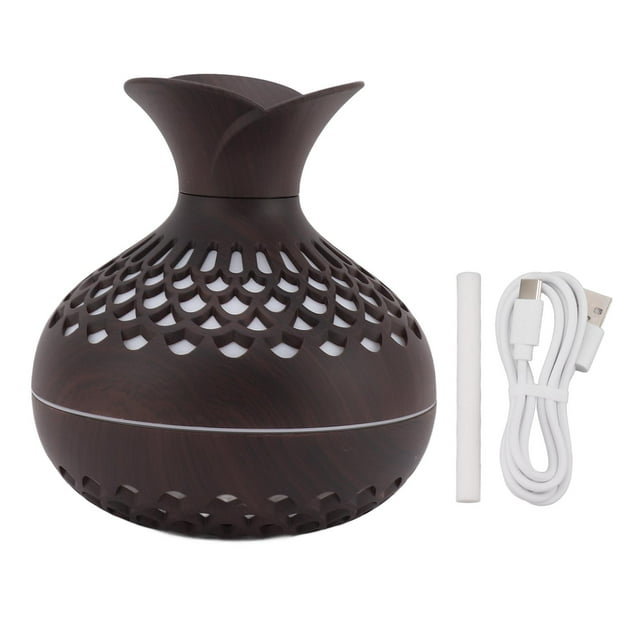 El humidificador de aroma puede proporcionar de 30 a 50 ml de aroma refrescante por hora, lo que mejorará el ambiente seco interior.