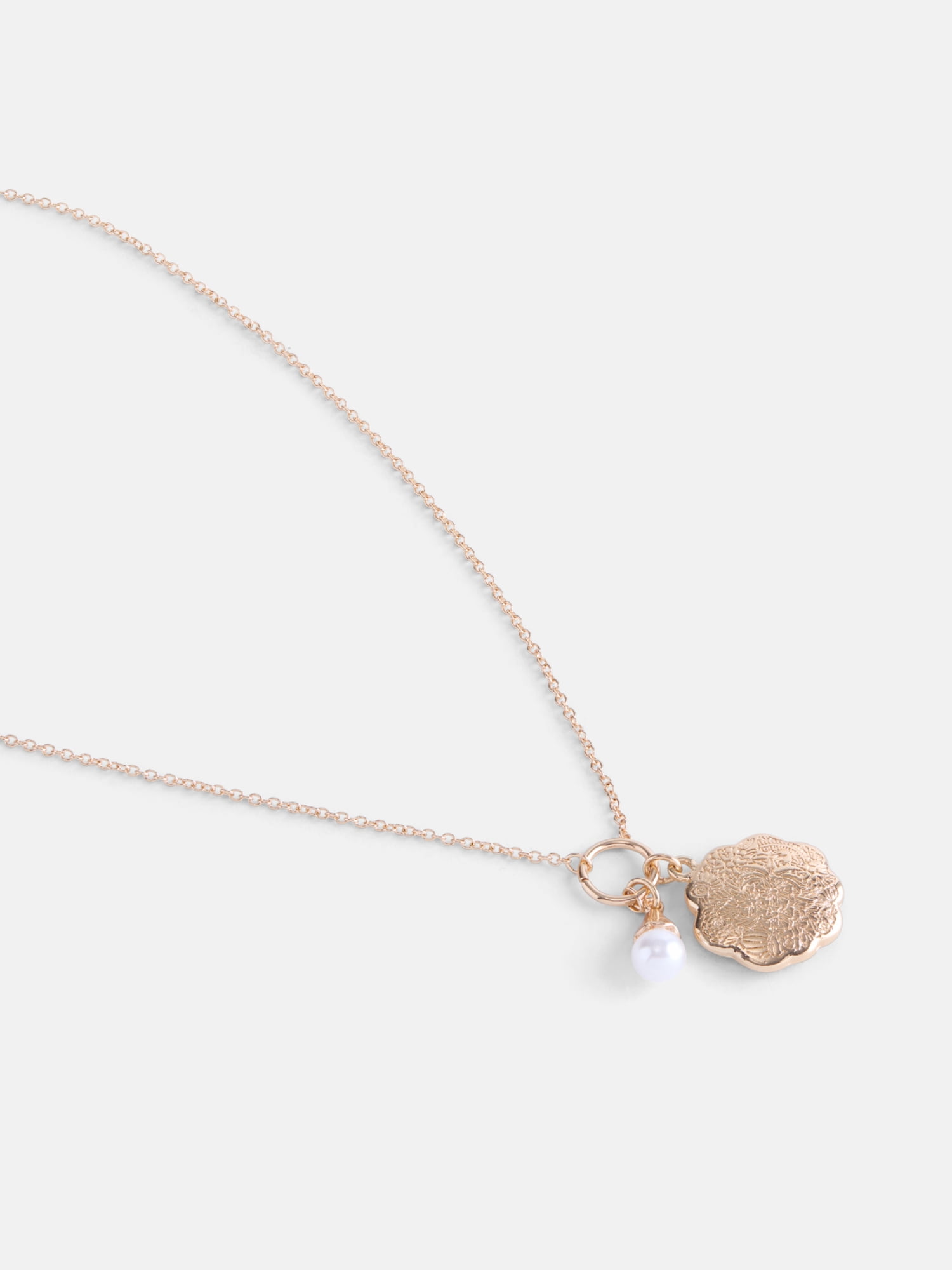 Scenario Women's Charm Necklace