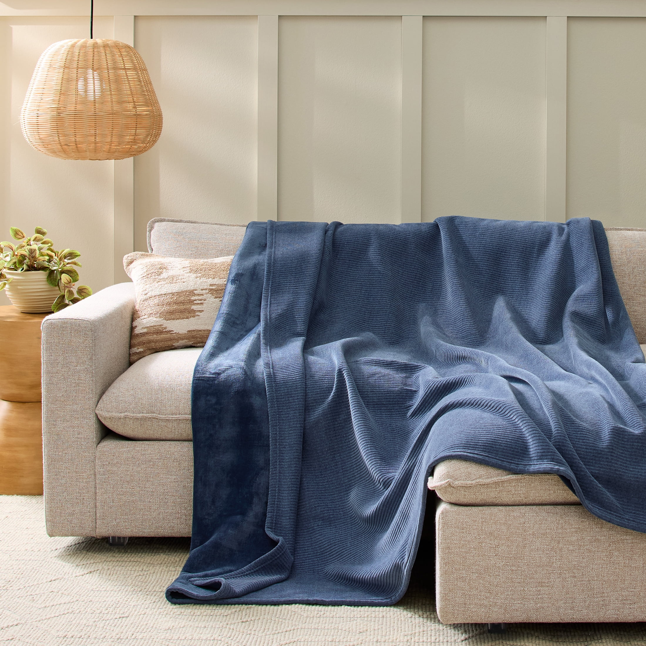 Better Homes & Gardens Reversible Chenille-to-Plush Bed Blanket, Indigo, King Size, 108 x 92 in
