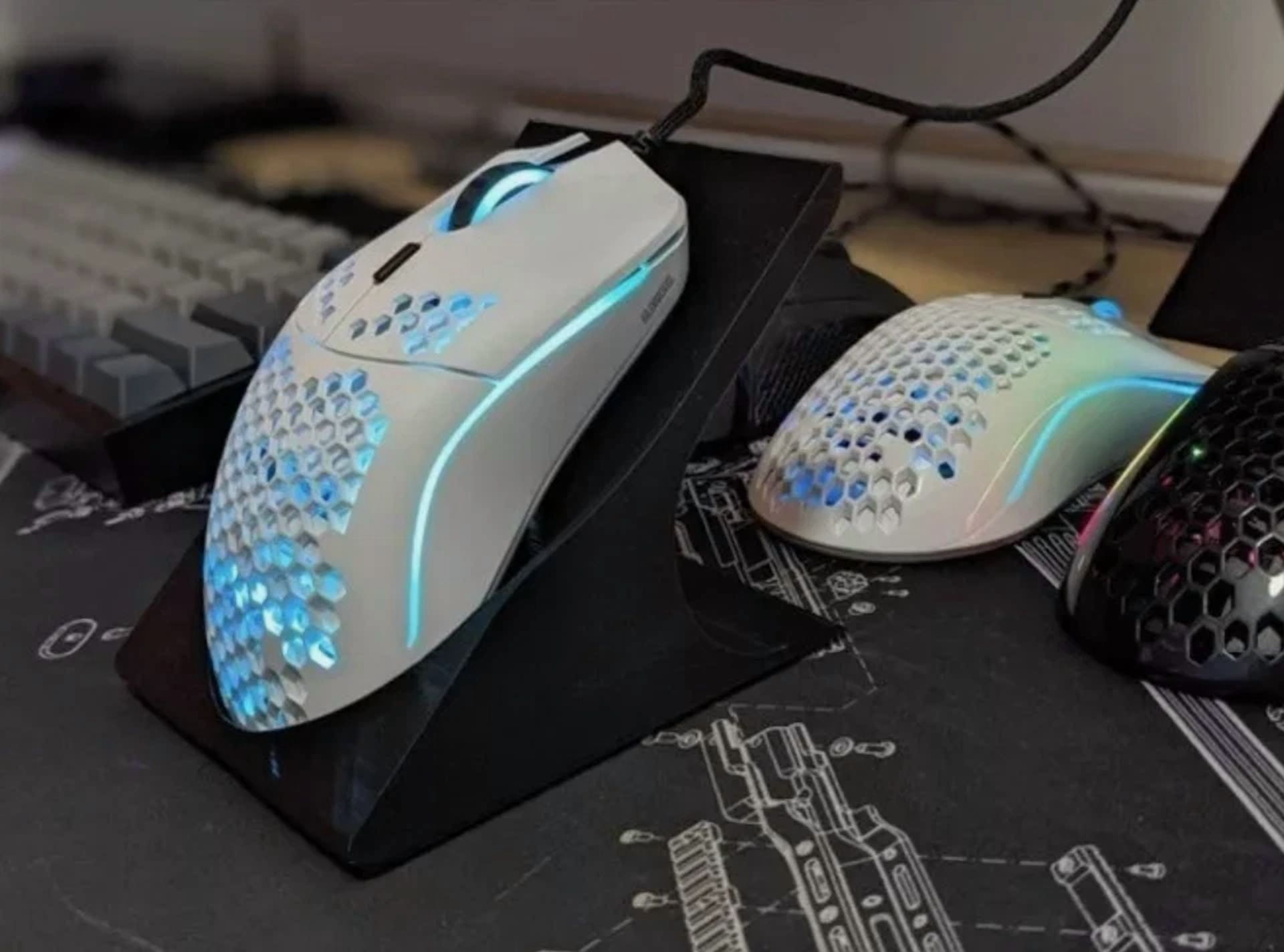 CIRCLE- Gaming Mouse Stand For Logitech G502 / Glorious Model O/O-/D/D- And More