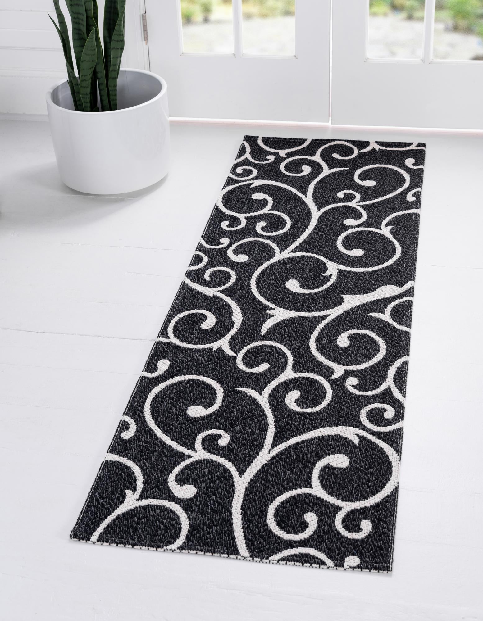Collection Rug 6 Ft Runner Black Flatweave Rug