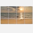 thumbnail image 2 of Design Art - Plage de sable tropical sombre au coucher du soleil, 2 of 3