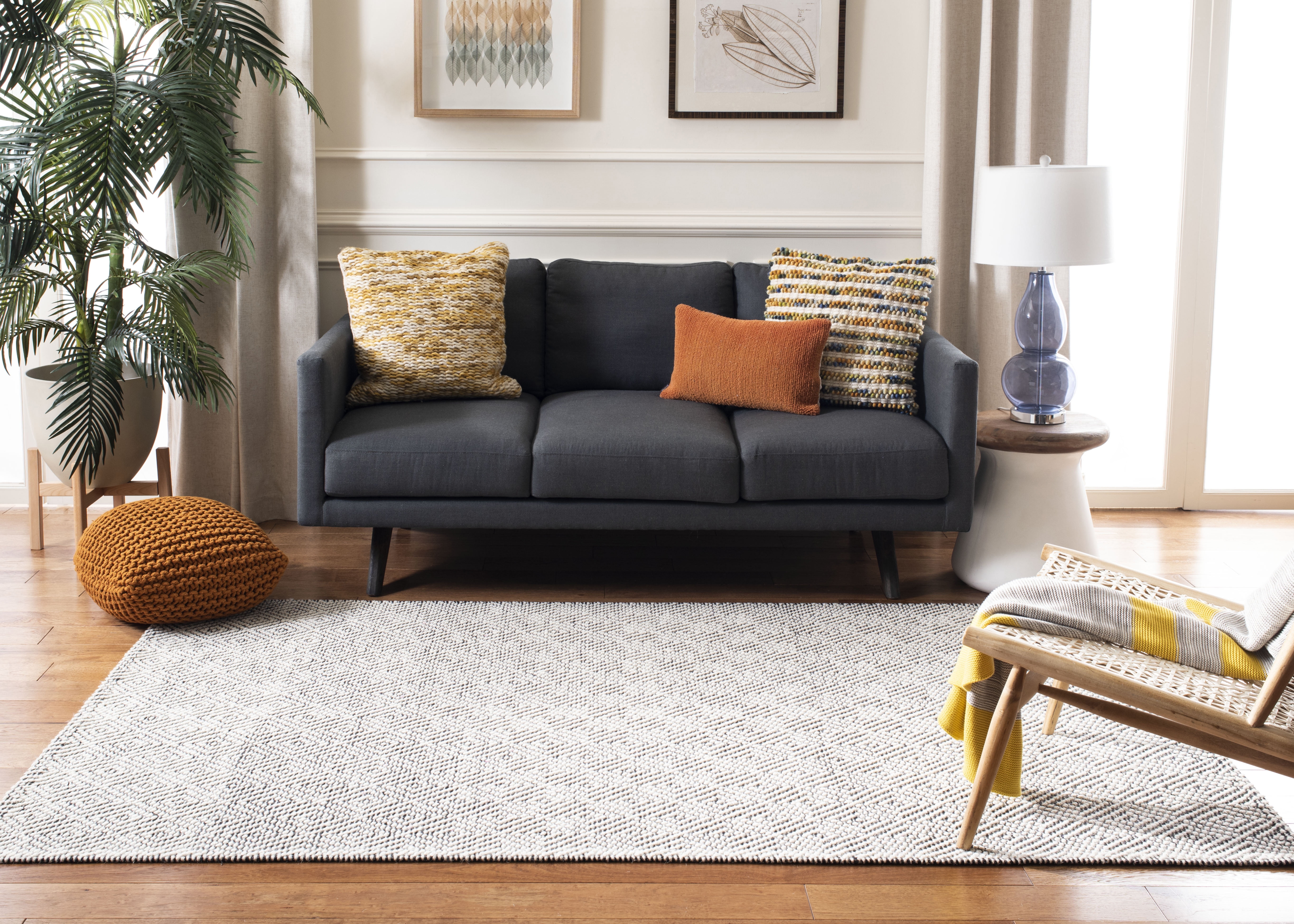 SAFAVIEH Vermont Catrine Geometric Wool Area Rug, Ivory/Black, 2'3" x 4'
