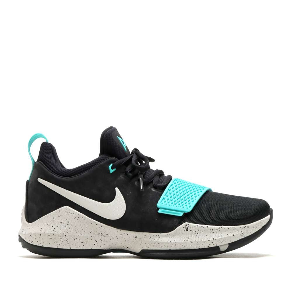 aqua basketball shoes