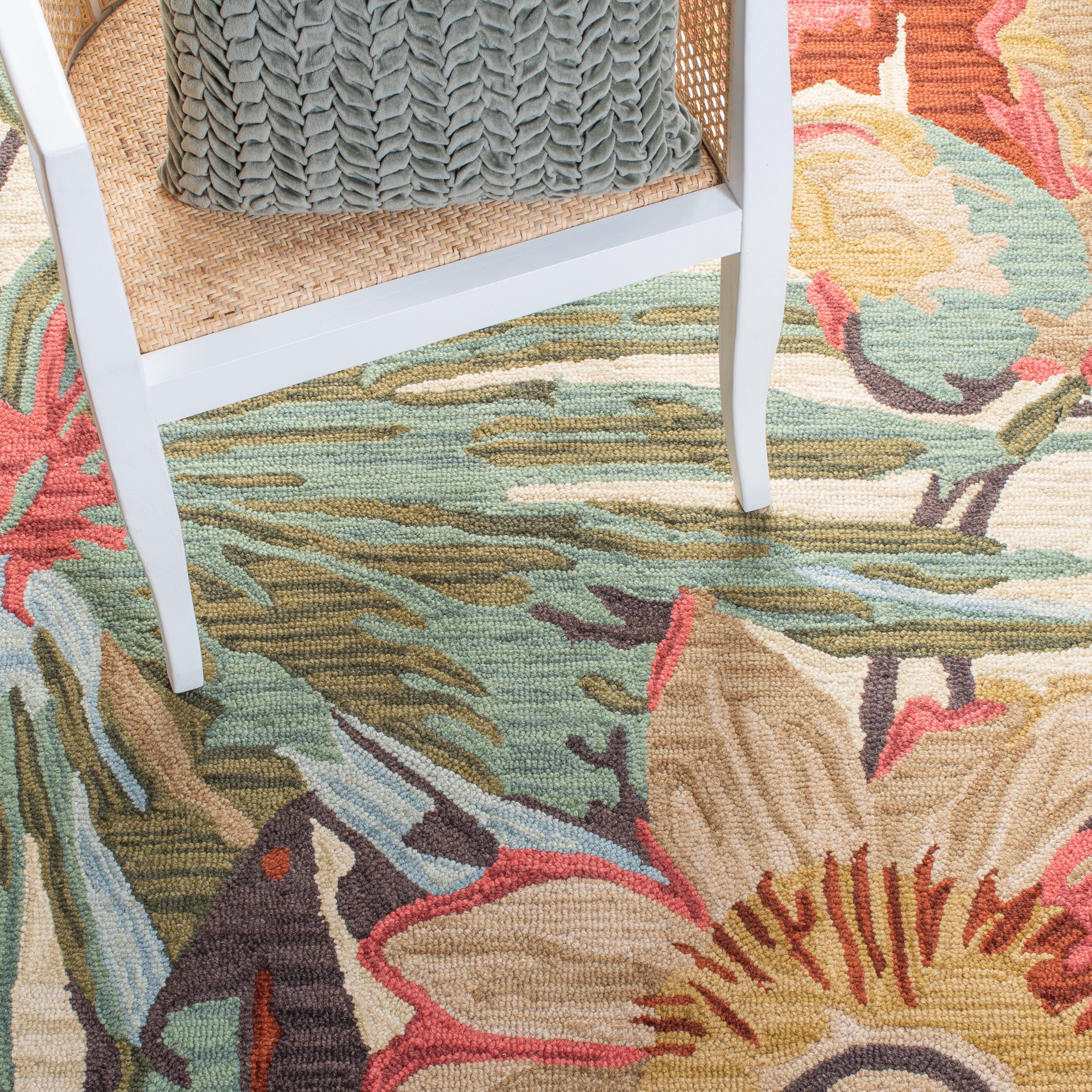 Safavieh Jardin Augustine Floral Wool Runner Rug, Ivory/Multi, 2'3" x 7'