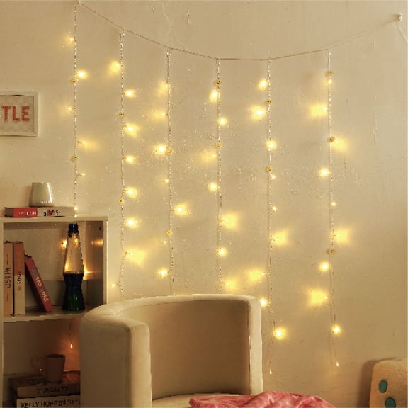 Urban Shop Happy Cloud LED Battery-Powered String Lights