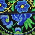 thumbnail image 3 of Bolso de Hombro Bordado CUTICAT Rojas Étnicas, 3 of 8