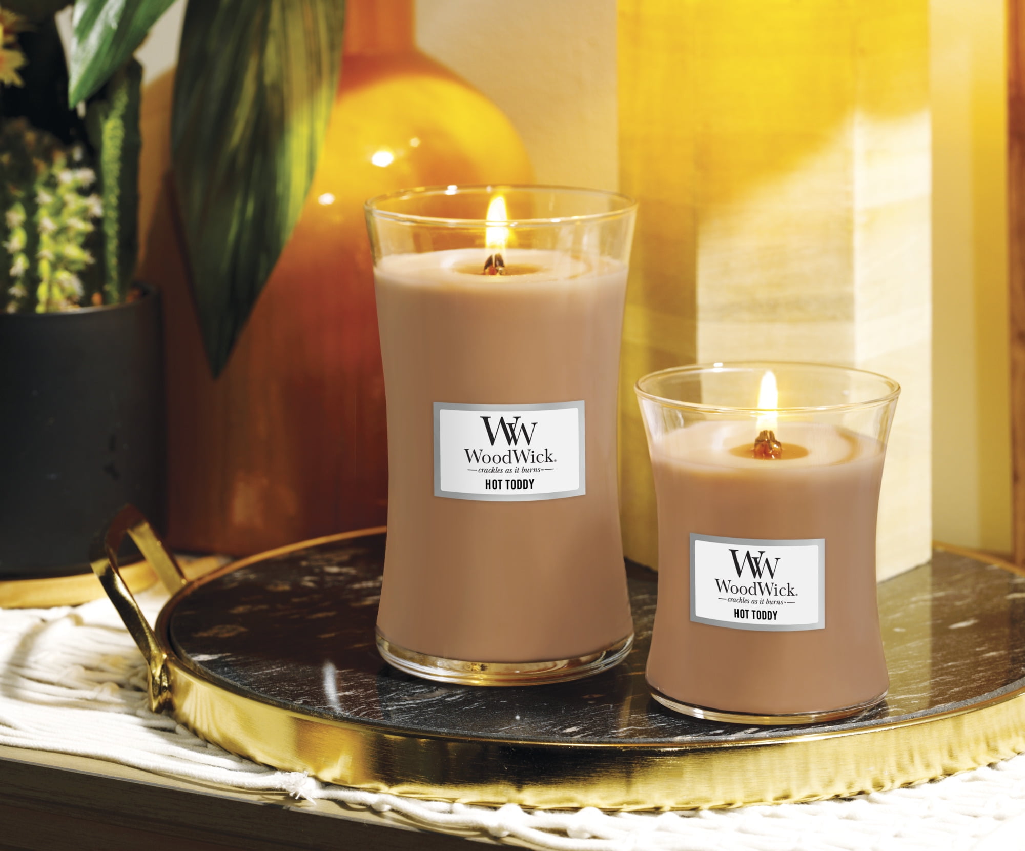 WoodWick® Evening Bonfire Medium Hourglass Candle, 1 ct - Harris