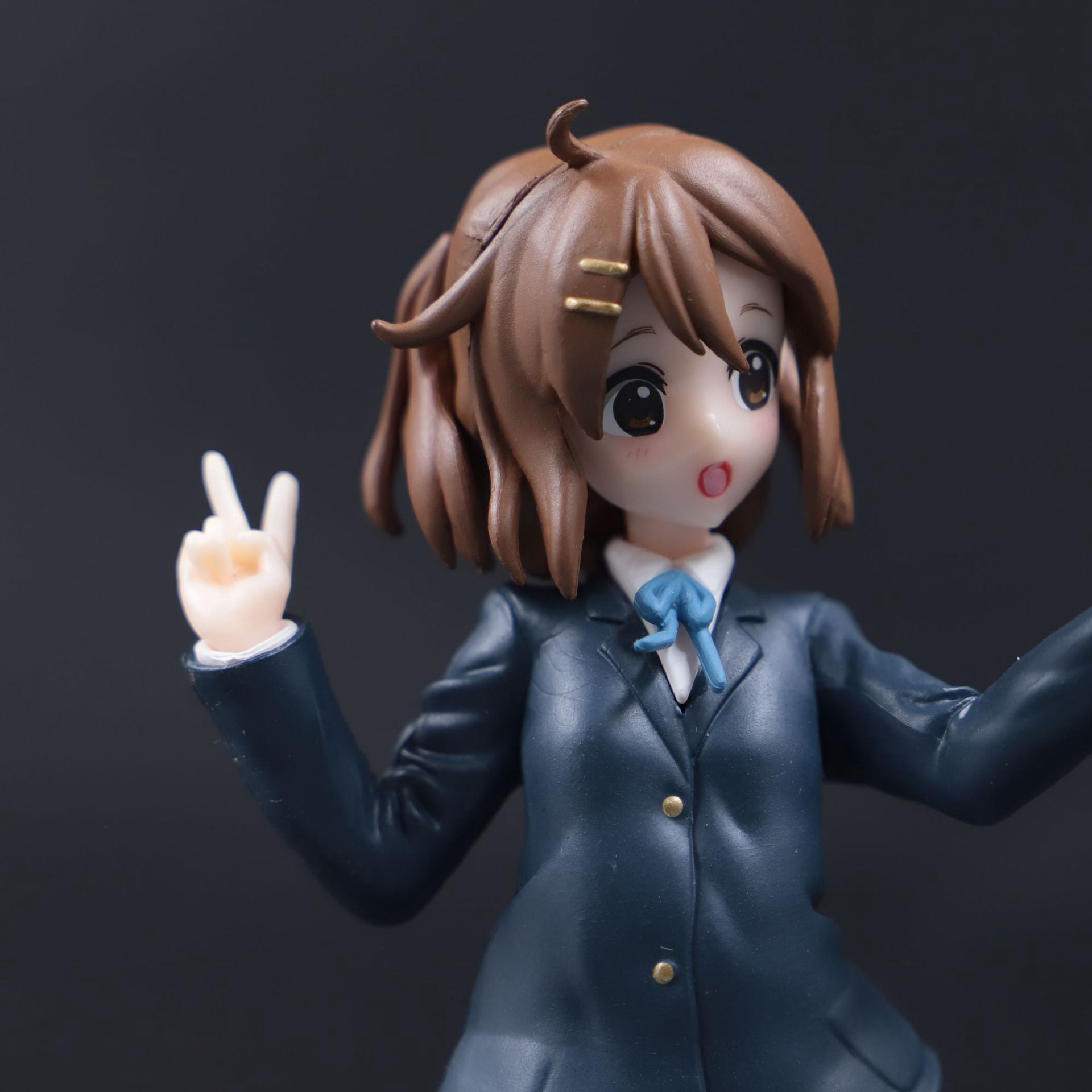 New K-ON! Hirasawa Yui (School Uniform Ver) Character Anime Model Statue Action Figures Desktop Ornament Popular Decorations Fan Souvenirs Creative Gift Collectable