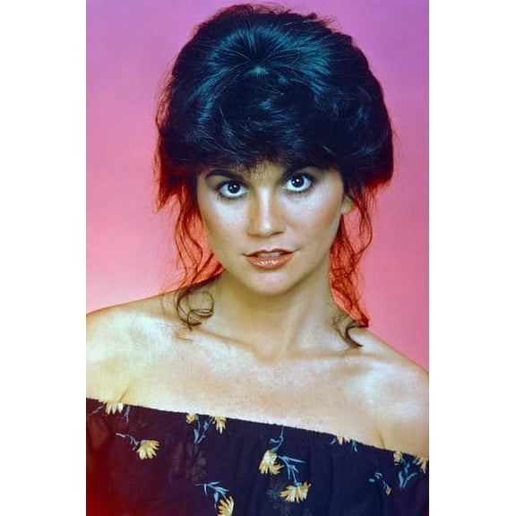 Linda Ronstadt Nice Studio 70's 24x36 Poster