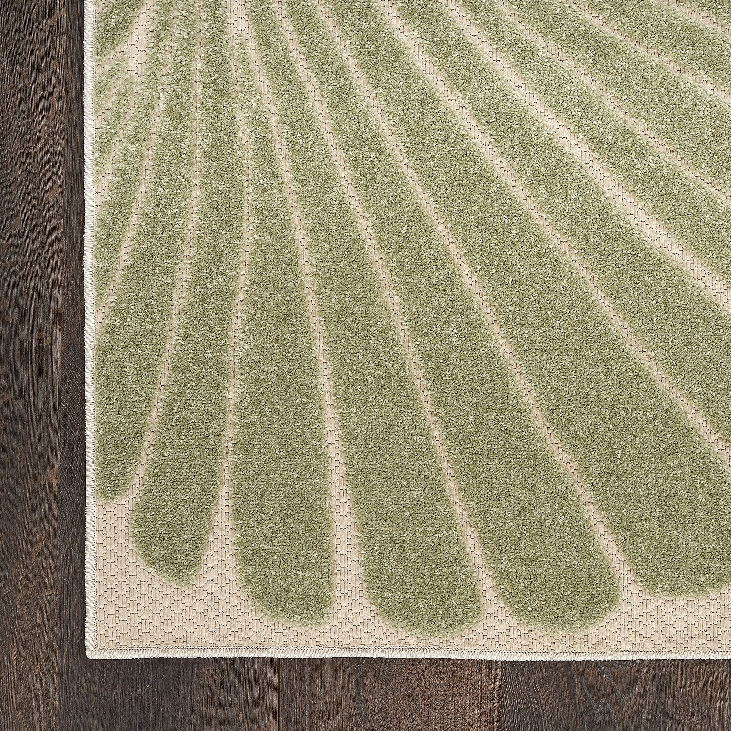 Nourison Aloha Nature Indoor/Outdoor Green Yellow 6' x 9' Area Rug (6x9)