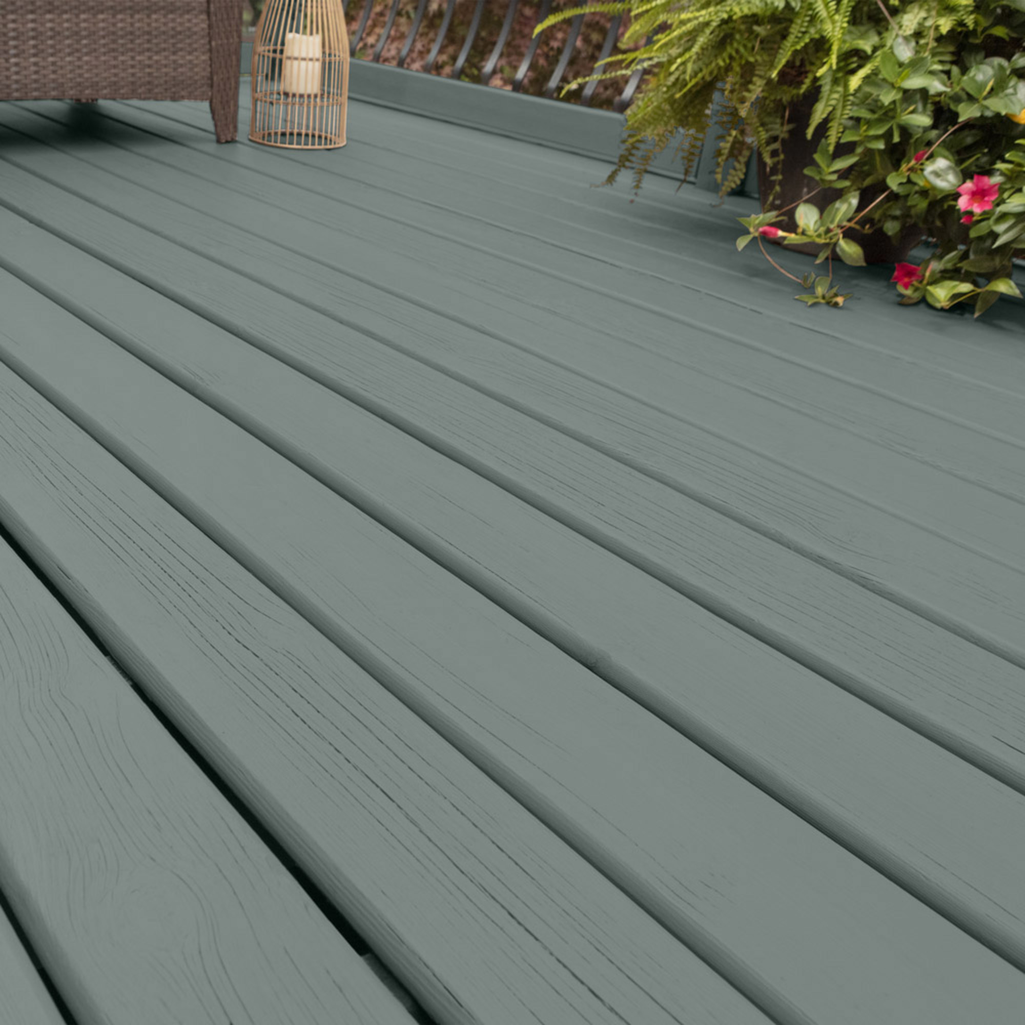 Glidden Porch and Floor with Cool Surface Technology Satin Interior/Exterior Paint, Thunderbolt, 1 Gallon