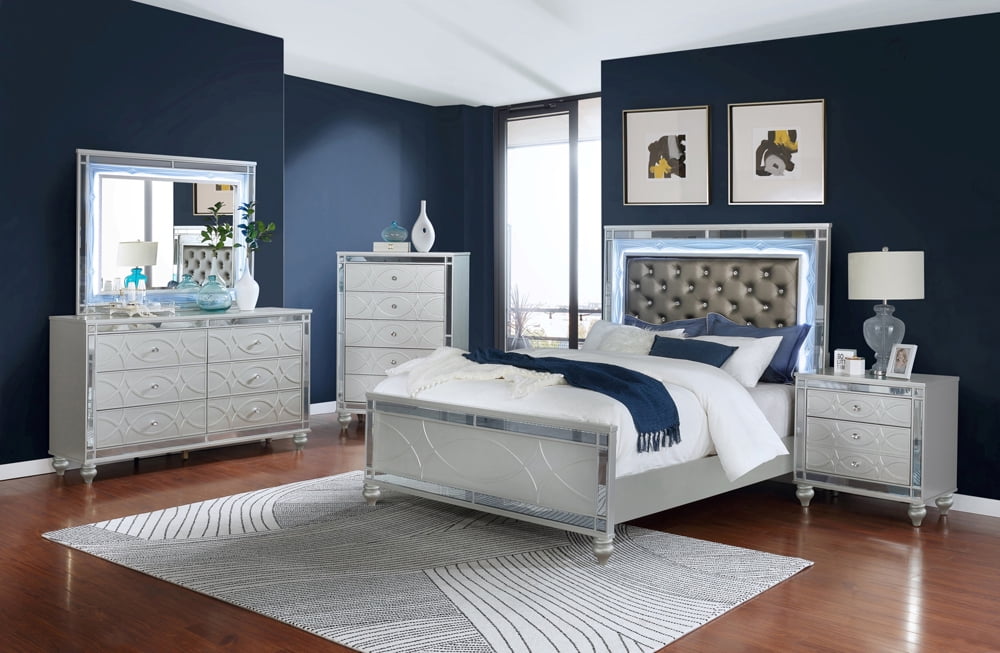 Gunnison King Platform Bed With LED Lighting Silver Metallic