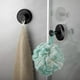 thumbnail image 1 of Ganchos con ventosa sin taladro para vidrio y espejo | Ganchos metálicos mate para toallas y albornoces | Sujeción firme para puertas de ducha y cocina | Fácil instalación sin herramientas | Paquete, 1 of 6