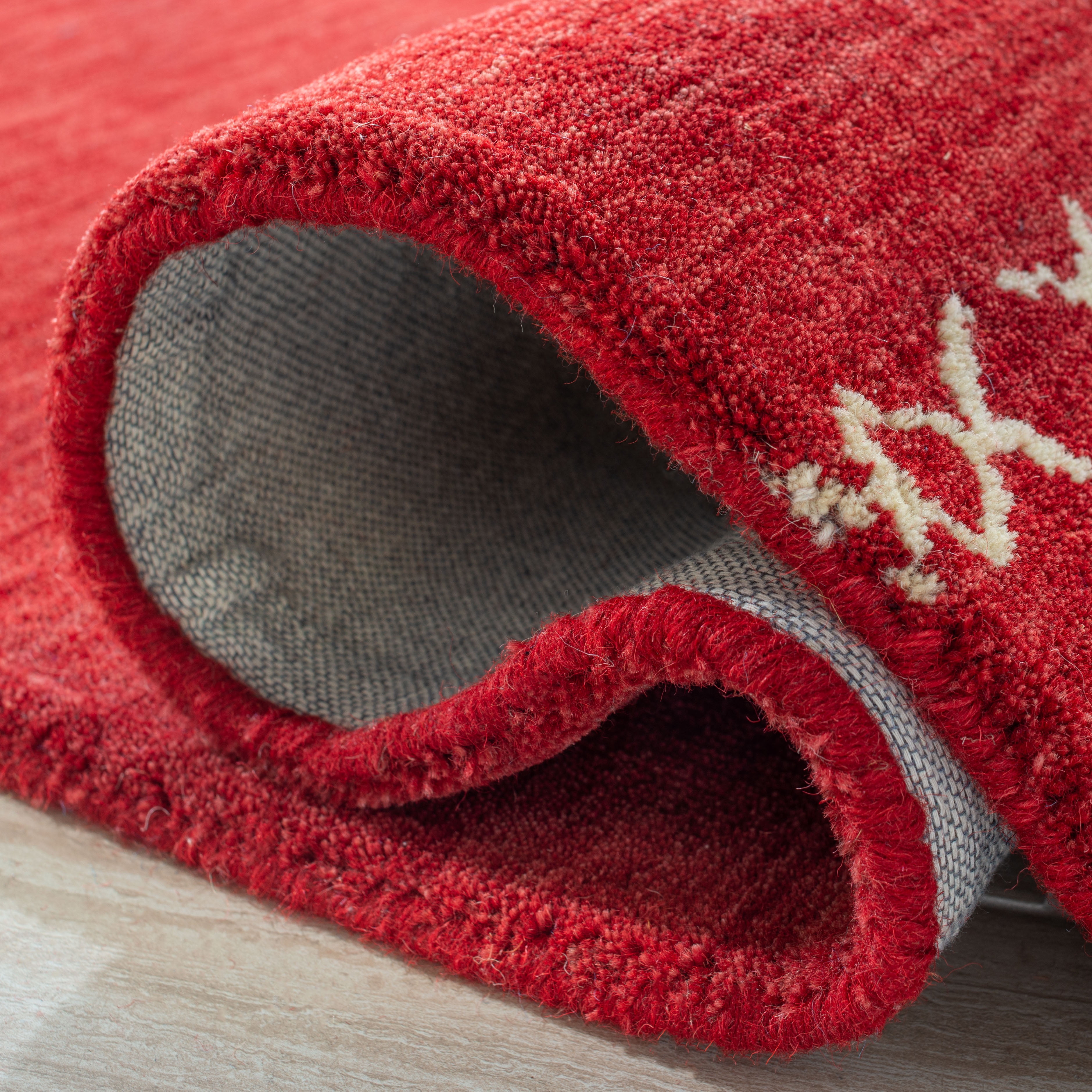 SAFAVIEH Himalaya Cainneach Solid Wool Runner Rug, Red, 2'3" x 12'