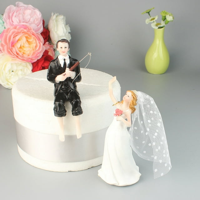2pcs Couple de Pêche Marié Résine Romantique Gâteau Mariée Topper; Poupée de Gâteau de Mariage Attraper Mariée Drôle Fiançailles Mariage Gâteau Topper