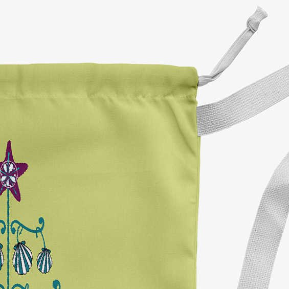 Simply Daisy Beach Tree 28 x 36 in Green Laundry Bag