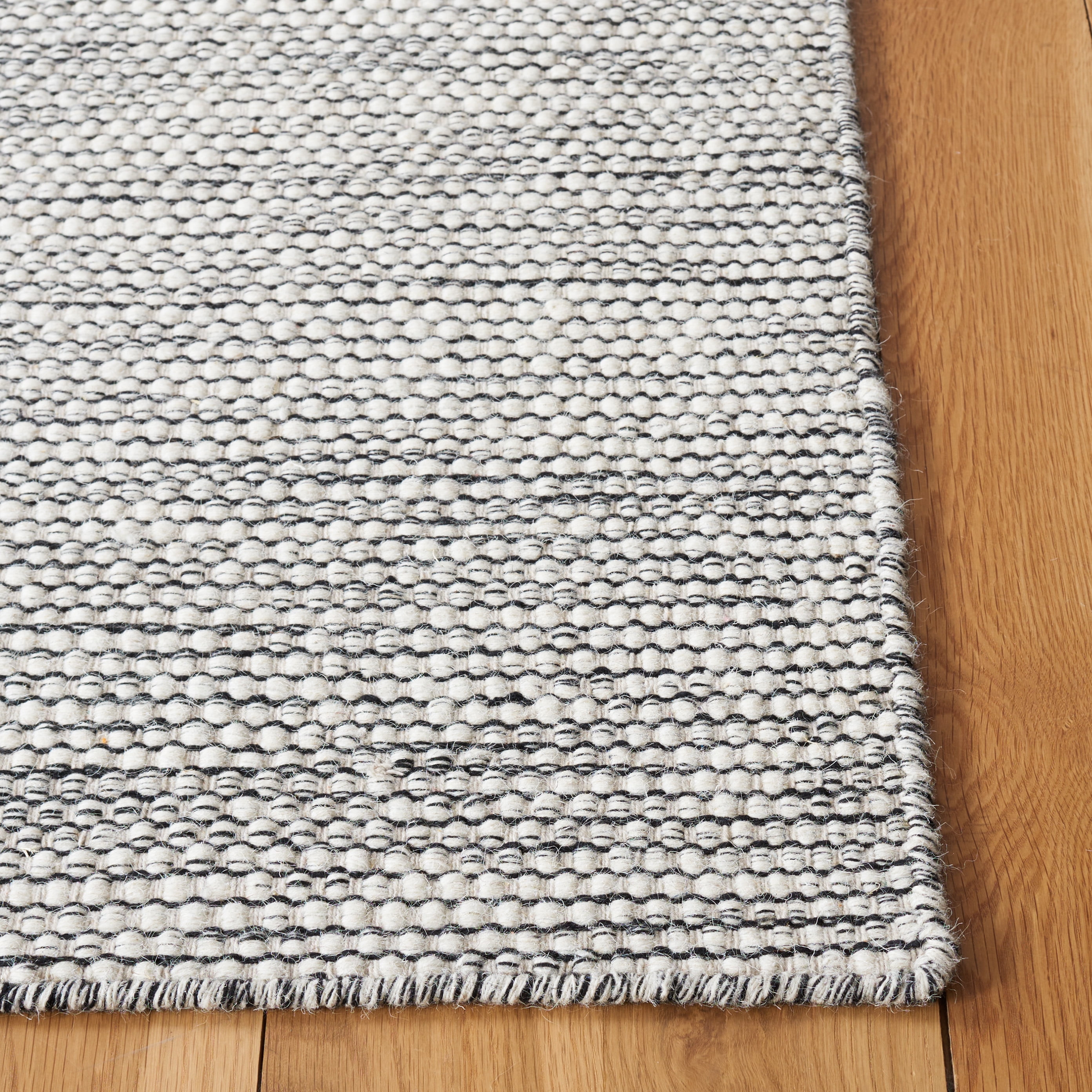SAFAVIEH Natura Lorin Striped Area Rug, Ivory/Black, 6' x 6' Square