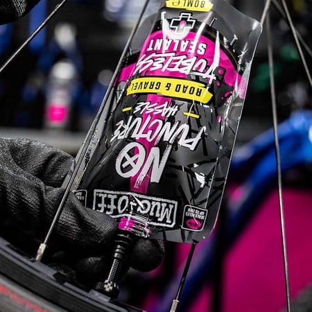 マックオフ ROAD ＆ GRAVEL TUBELESS SEALANT （ロード＆グラベルチューブレスシーラント）500ml MUC-OFF