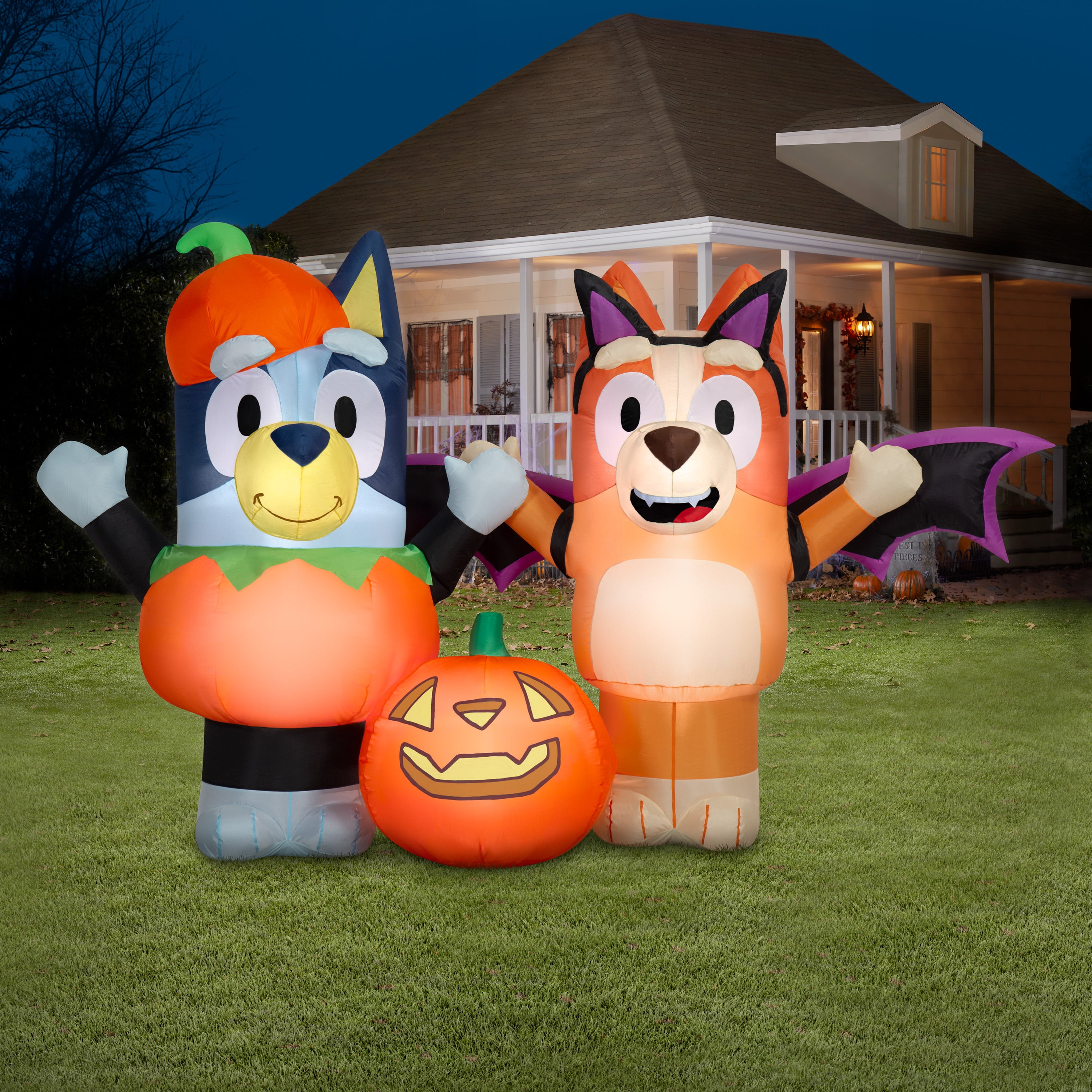 Bluey, Bingo and Pumpkin Yard Inflatable + Hyper Tough 25FT Tri-Outlet Outdoor Extension Cord