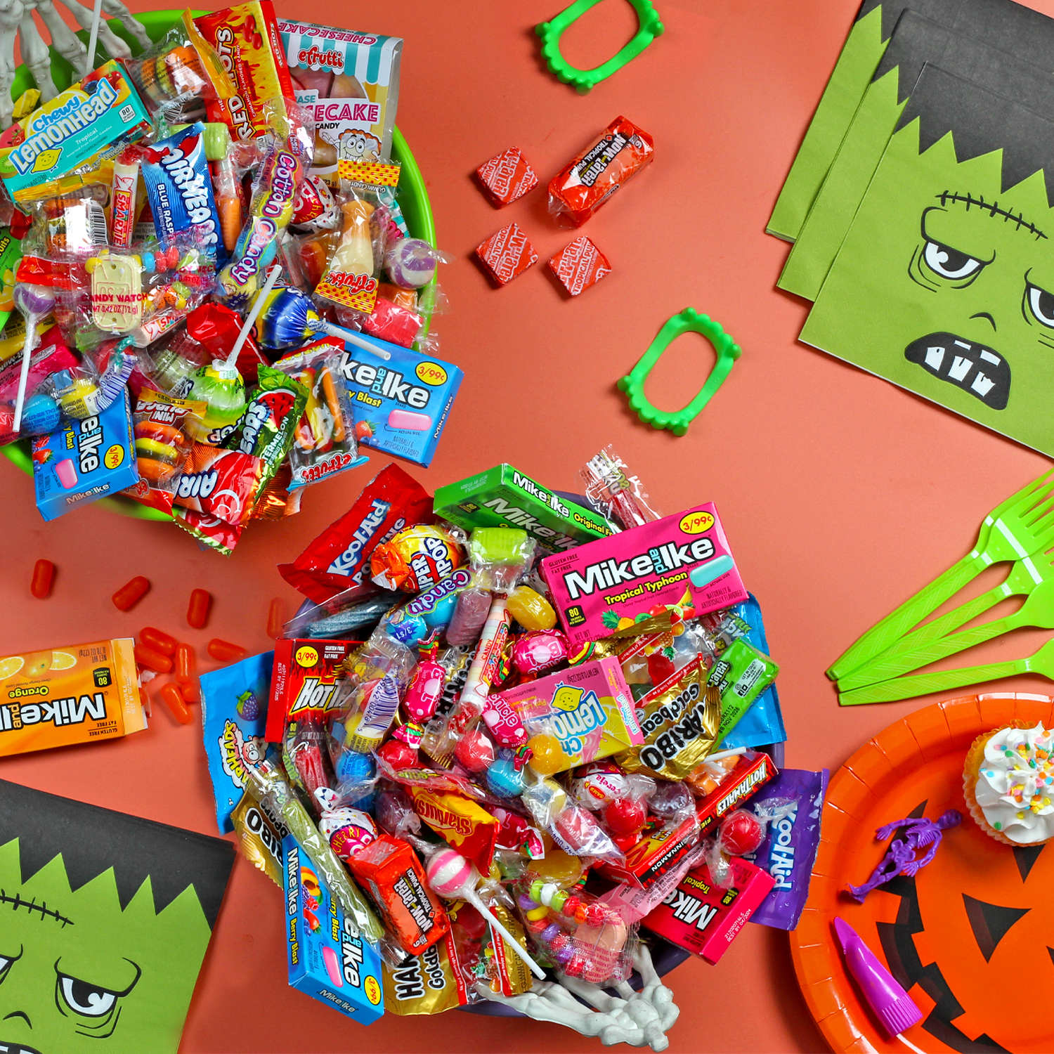 Assorted Bulk St. Patrick's Day Candy - 5 Pounds - Parade Throws - Piata Candies - Party Mix Variety - A Great Surprise