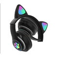 thumbnail image 2 of Audífonos Diadema Orejas De Gato Con Luces Led GADGETS AND FUN  Gato TN28, 2 of 3