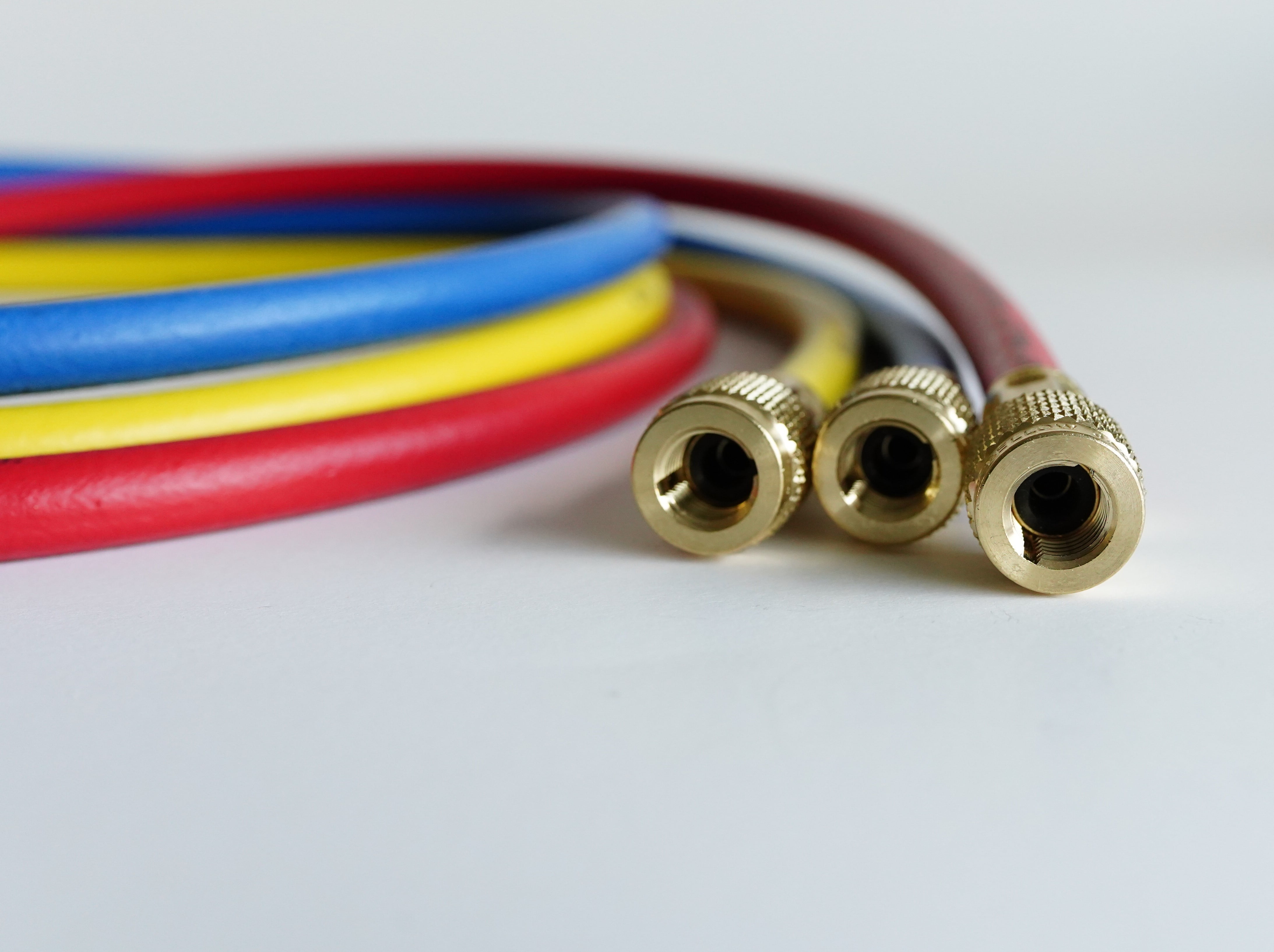 Yellow Jacket Hose, 26 in L,Blue/Red/Yellow,800 psi 22985