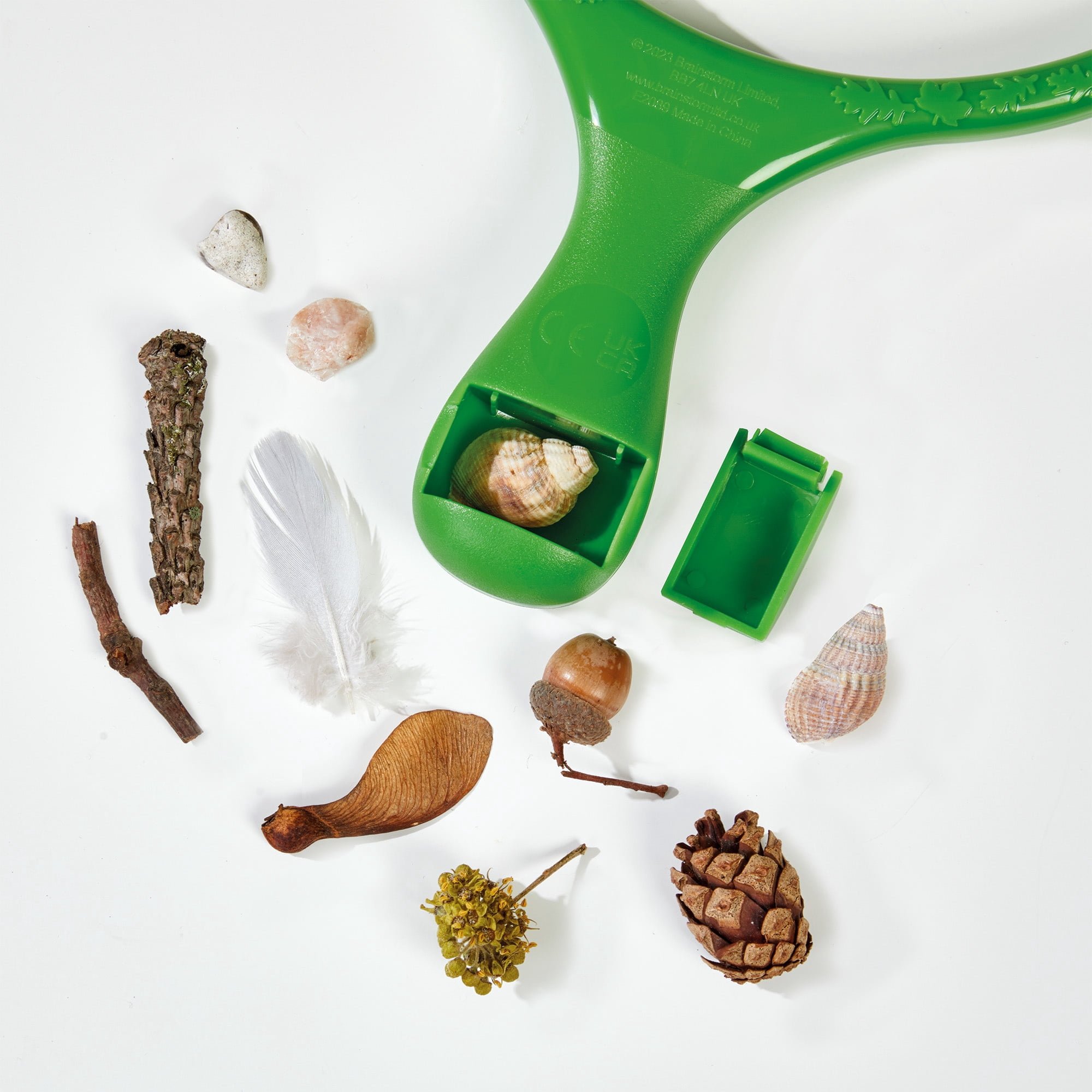 Brainstorm Toys: Outdoor Adventure Nature Explorer - 5 Double-Sided Spotter Cards, Match Cards & Images, Kids Ages 6+
