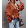 thumbnail image 4 of Blusa LAMISSCHE sexy de satén de gasa con cuello en V para mujer, 4 of 5