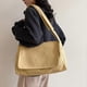 thumbnail image 4 of CHAO Bolso bandolera de lona con solapa en color beige/verde militar/negro, bolso de hombro de gran capacidad para teléfono móvil, cosméticos, llavero en color beige, 4 of 5