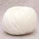thumbnail image 1 of Xiao Hua Hilo degradado - 1 rollo 140 g Hilo blanco de mecha gruesa de alta calidad para mantas, ideal para crochet, decoración del hogar y manualidades cómodas., 1 of 4