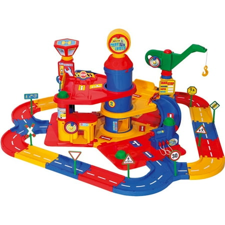 Wader Park Tower With 3 Floors, 2 Cars and Play Street