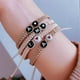 thumbnail image 2 of Pulsera Wekity con inicial para mujer, adolescente, cuerda trenzada, regalo de graduación para el Día de la Madre, para mamá, novia, esposa, ajustable, 26 letras, S, 2 of 2