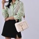 thumbnail image 5 of Bolso Bolso de hombro para mujer - Bolso de mano con asa superior para axilas de color sólido de felpa (Beige), 5 of 5