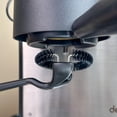 thumbnail image 4 of Cepillo de limpieza para máquina de café expreso POWKOL para cabezal de 51 mm, cerdas de nailon desmontables de 360°, 4 of 6