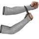 thumbnail image 1 of Mangas resistentes a cortes de 25 cm para seguridad en el trabajo de los brazos en el nivel 5, opción antipinchazos con o sin orificio para el pulgar. 1 par. Con orificio para el pulgar, 1 of 5