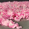thumbnail image 2 of Pétalos de rosa artificiales de seda, hojas de pétalos de flores para bodas, envoltura de regalos, decoraciones de San Valentín, blanco, 500 unidades, 2 of 4