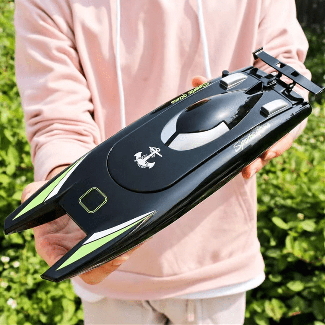 Dual Motor RC Boat, 2.4G Electric Waterproof Remote Control Boat Model, 30 KM/H High Speed Racing Speedboat