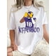 thumbnail image 1 of Camiseta gráfica de jugador de fútbol divertida para mujer: camiseta informal de manga corta con cuello redondo, elástica y lavable a máquina, perfecta para verano, rugby, tendencia de moda y deportes, 1 of 6