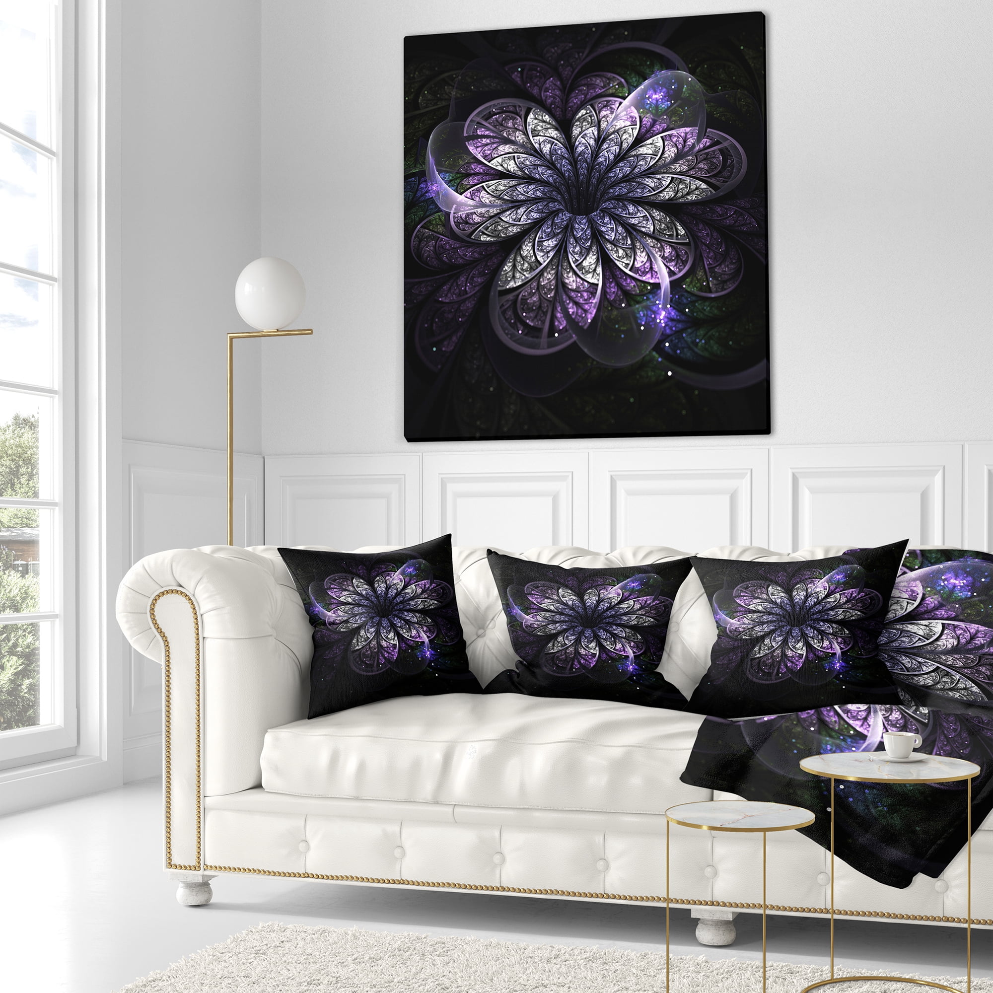 Designart Green Fractal Flower in Dark - Floral Throw Pillow - 16x16