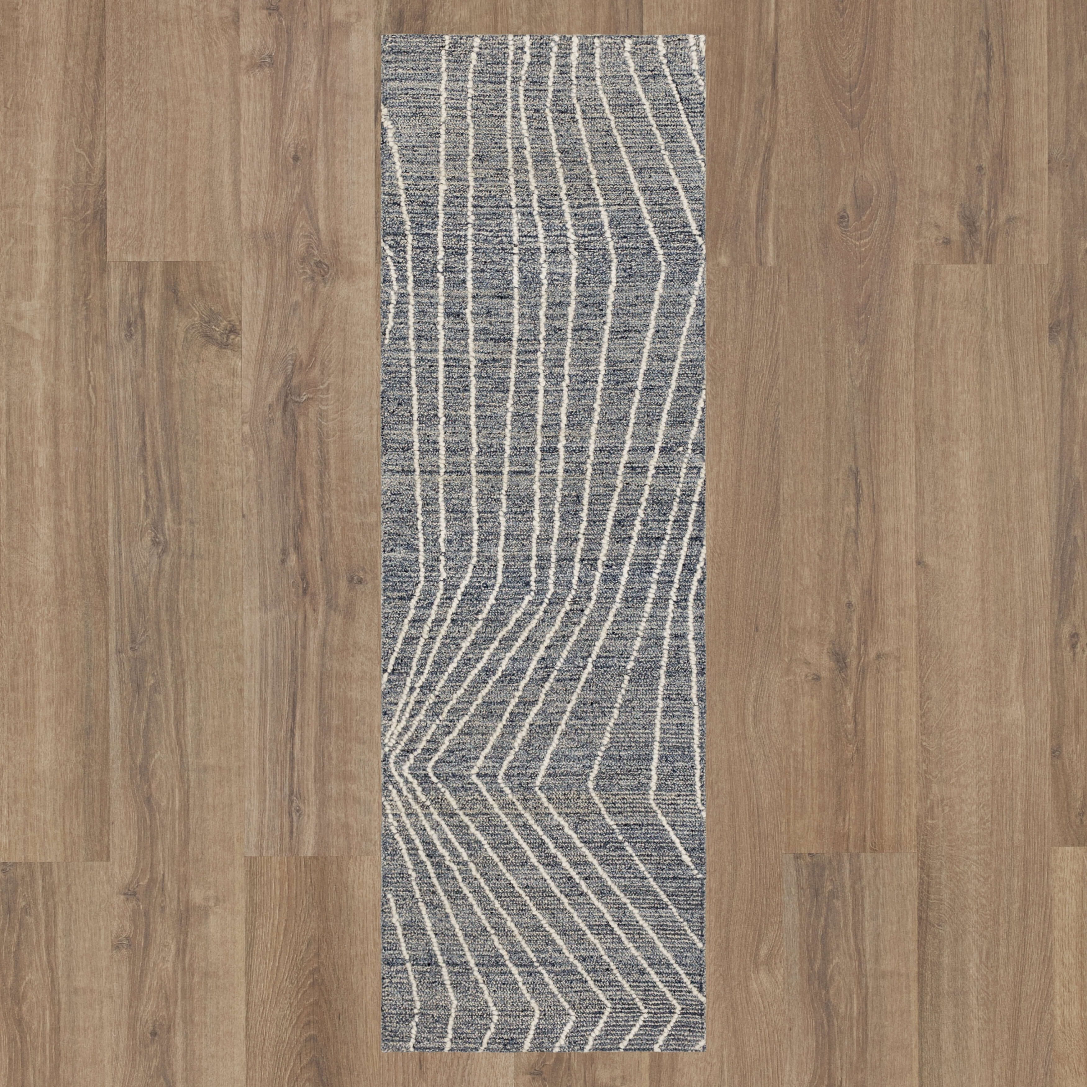Mainstays Wool Lines Plush Indoor Fade Resistant Tufted Area Rug, Navy, 1'10" x 6'