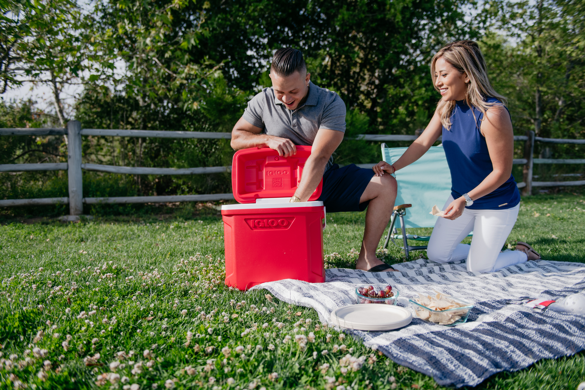 Igloo 30 qt. Profile II Series Ice Chest Cooler - Red