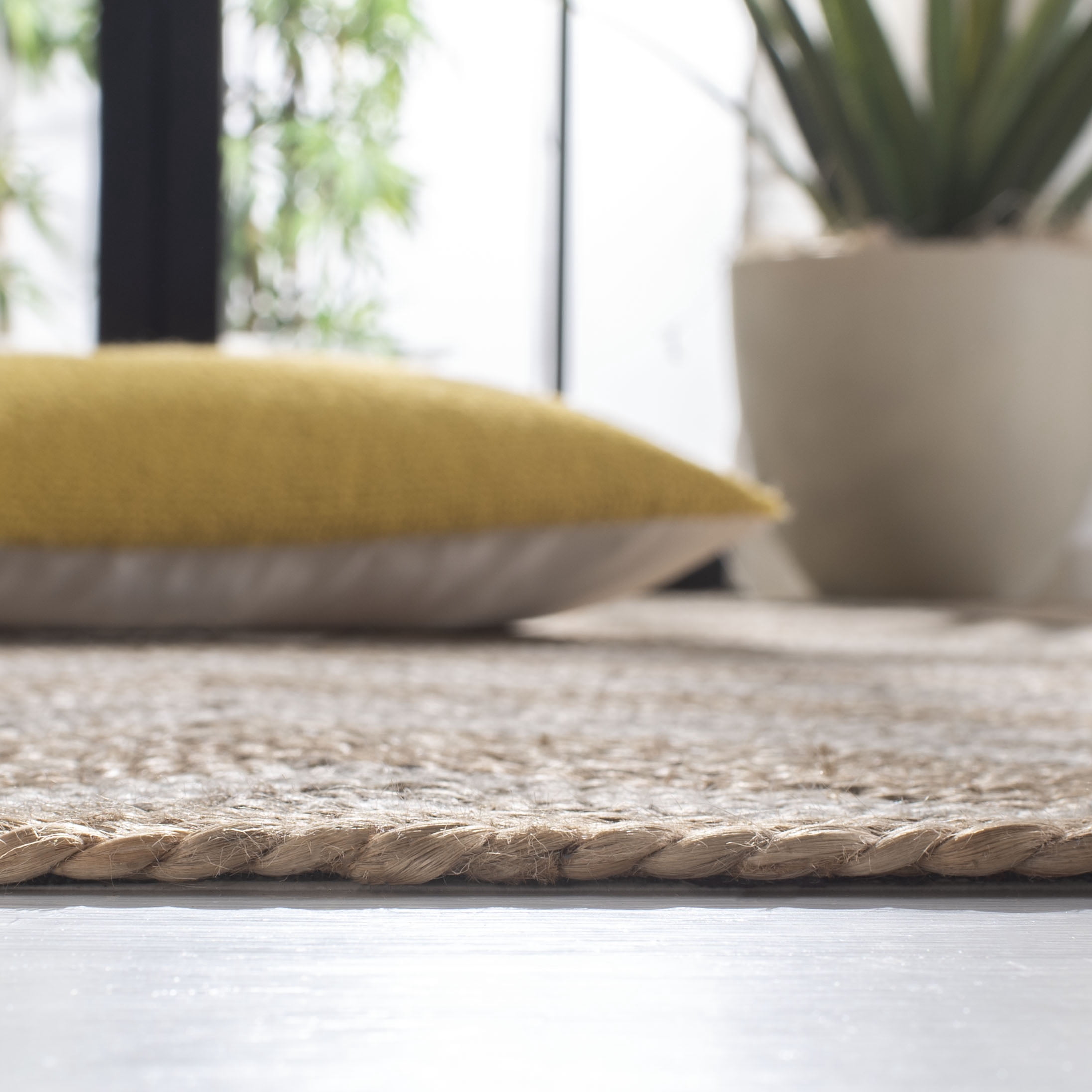 SAFAVIEH Natural Fiber Dudley Geometric Area Rug, Natural/Ivory, 6' x 6' Round