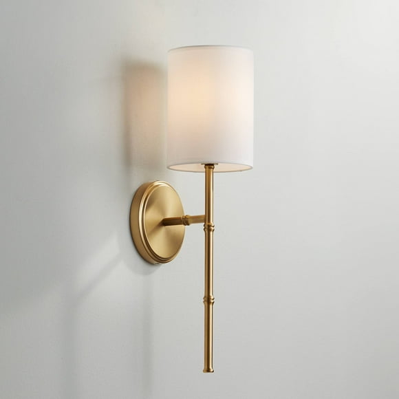 Regency Hill Abigale Lampe Murale Moderne de Luxe en Laiton Doré Métal Câblé Luminaire Grand 5 Pouces Tissu Blanc Abat-Jour Cylindrique pour Chambre Salle de Bain Meuble-Lavabo Lecture Salon Couloir