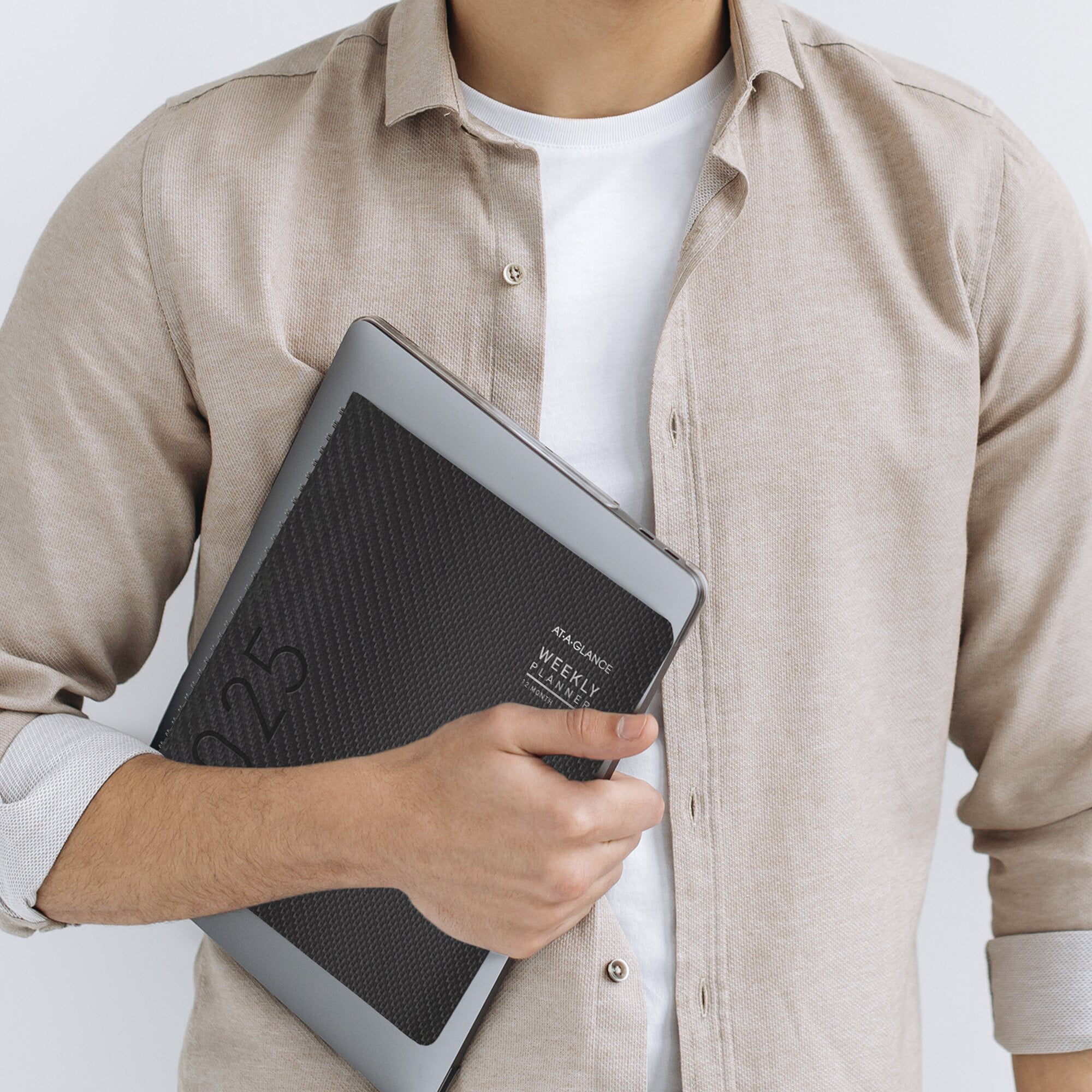 AT-A-GLANCE 2025 Planner, Monthly, 9" X 11", Large, Contemporary - View #10