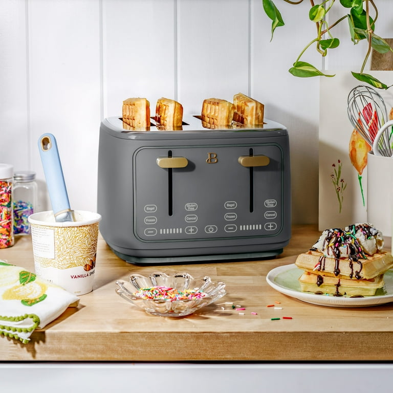 Beautiful 4-Slice Toaster with Touch-Activated Display Beautiful 4-Slice Toaster with Touch-Activated Display